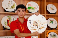 【新生故事】带着梦想 我走进了云南新东方