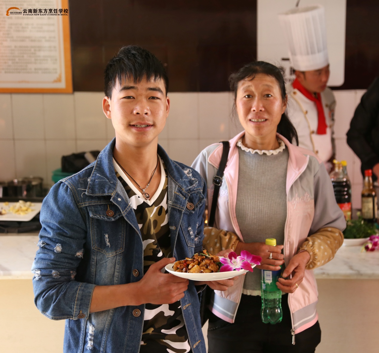 云南新东方免费体验课：跟着大师学做菜第一期