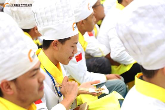 【名师来啦】名师大讲堂再次火热来袭：大厨教你做西餐