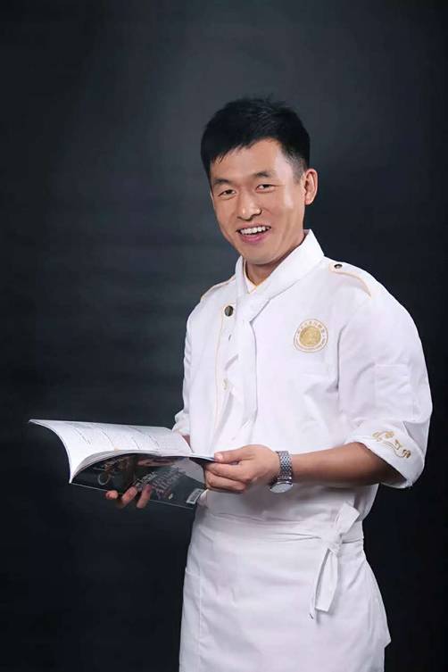 【名师系列之四】杨福余：学高能为师，身正方为范