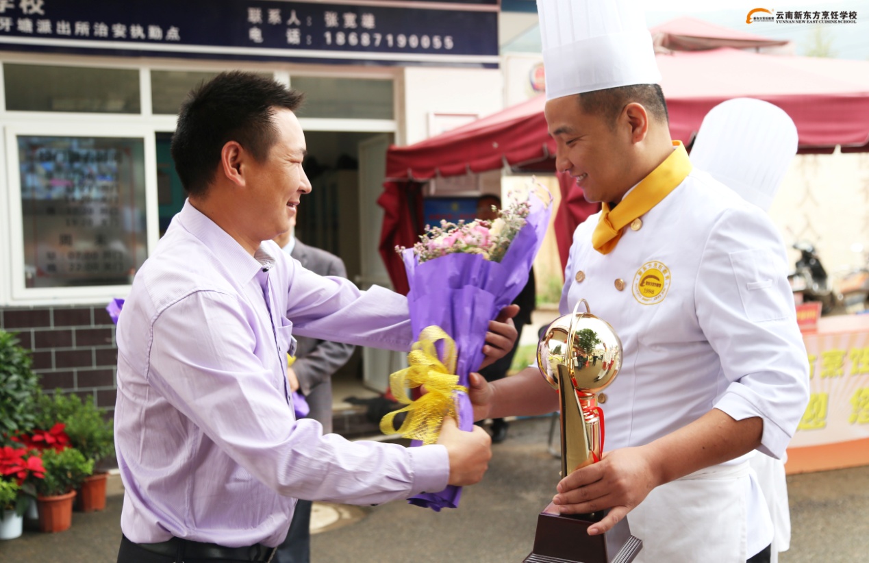 首届国际青年学生烹饪艺术节新东方师生载誉而归