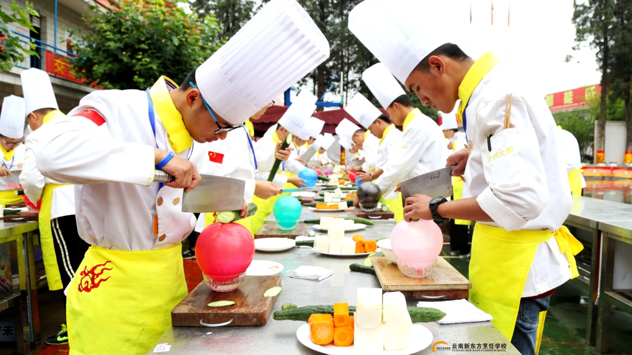 中考结束来这里，你就有可能成为下一个“绝世高手”