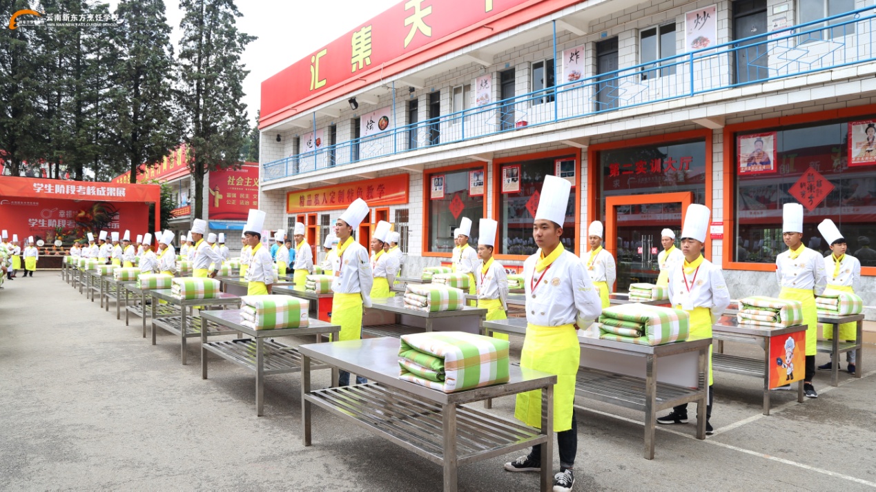 不会叠“豆腐块”的学生不是真厨师