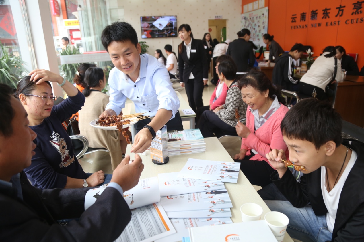 中考成绩近期公布，云南的家长都在做这件事……