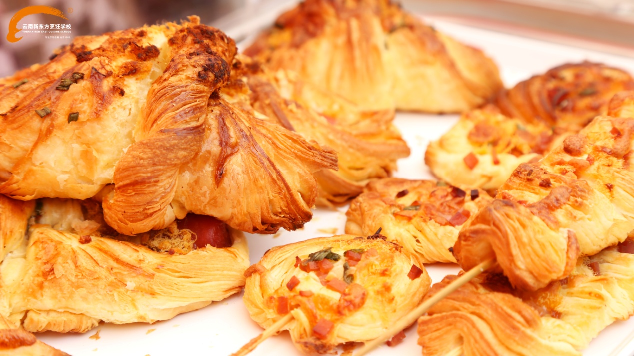 请收下这波安利：昆明吃货不能错过的一条街……