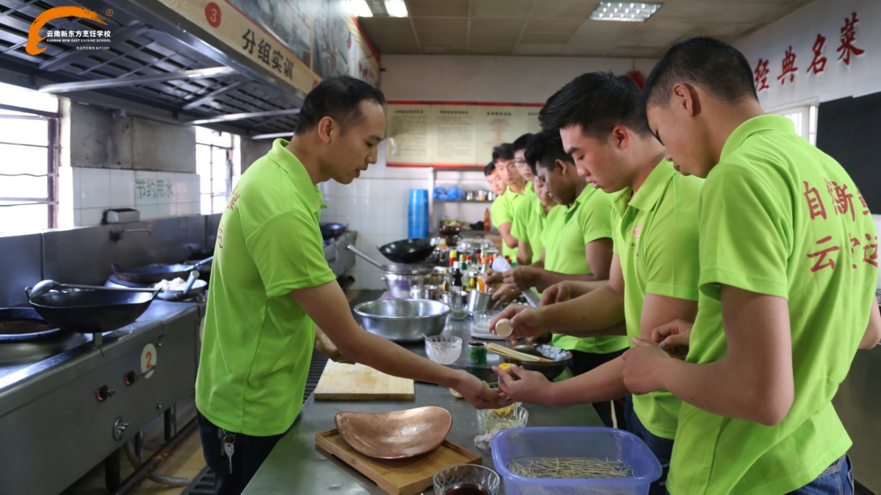  解密：云南新东方-云彩肴定向班课堂是酱紫滴
