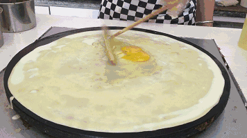 比七夕被喂狗粮还令人心痛：煎饼摊大妈月入3万……