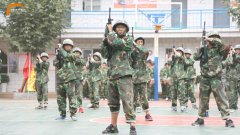 新生军训汇演11