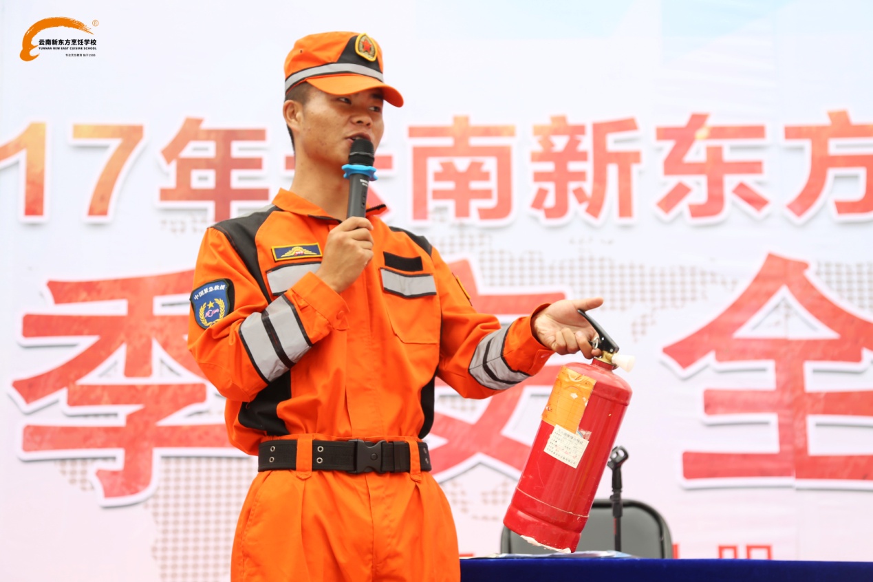 安全无小事：秋季安全演练进校园