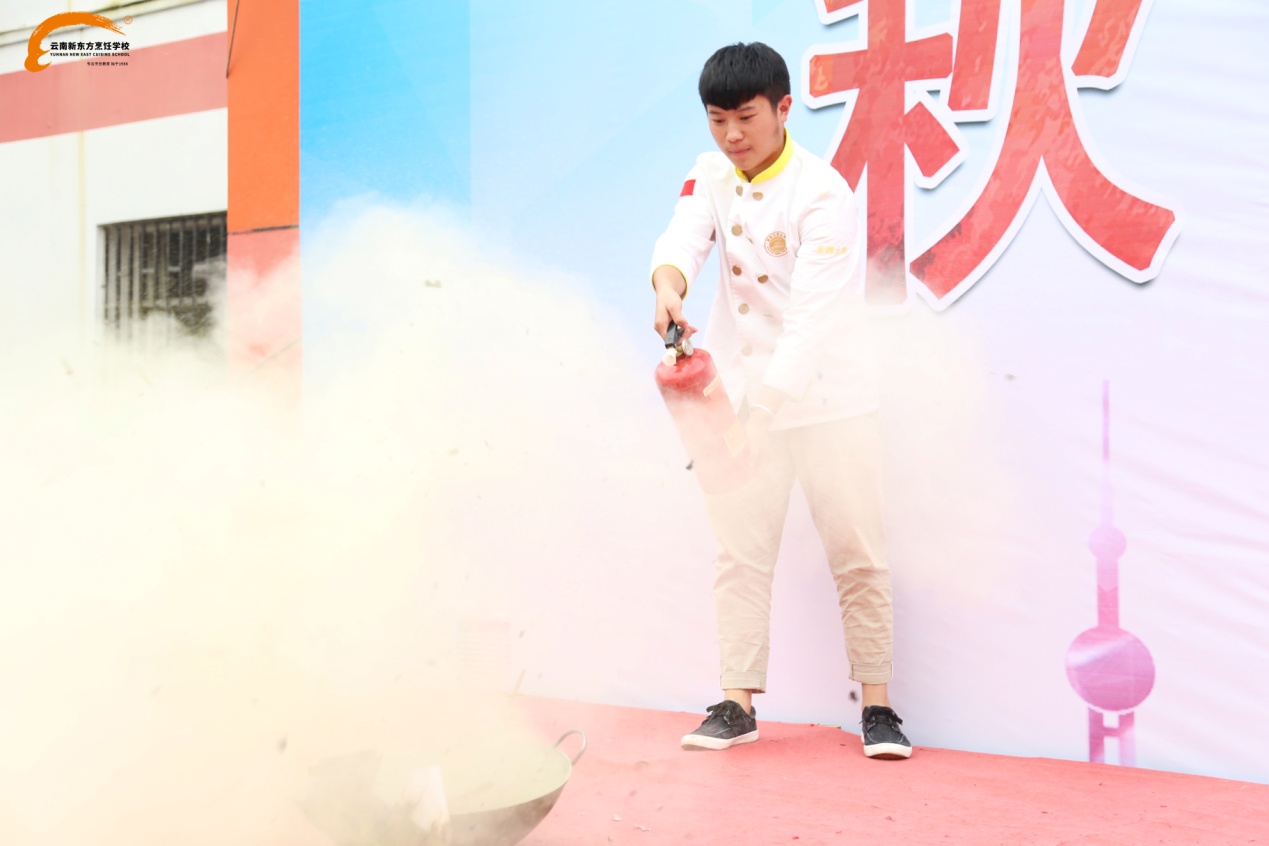 安全无小事：秋季安全演练进校园