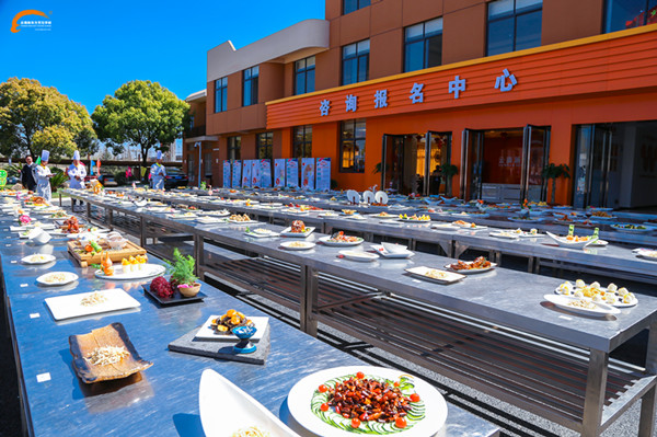 “燃青春·秀自己”厨艺大比拼，精彩时刻不容错过