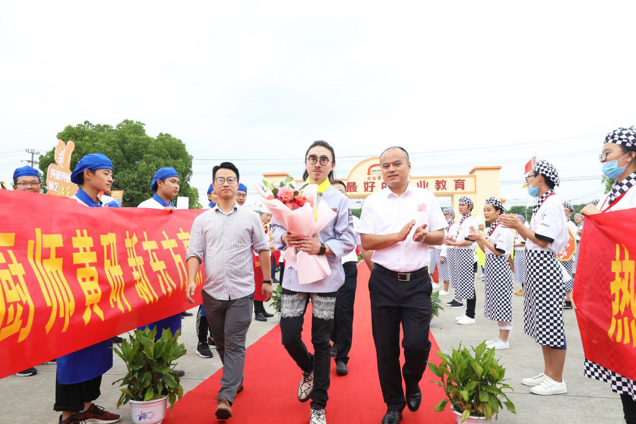 冰箱家族挑战新东方烹饪 你猜谁能更胜一筹？