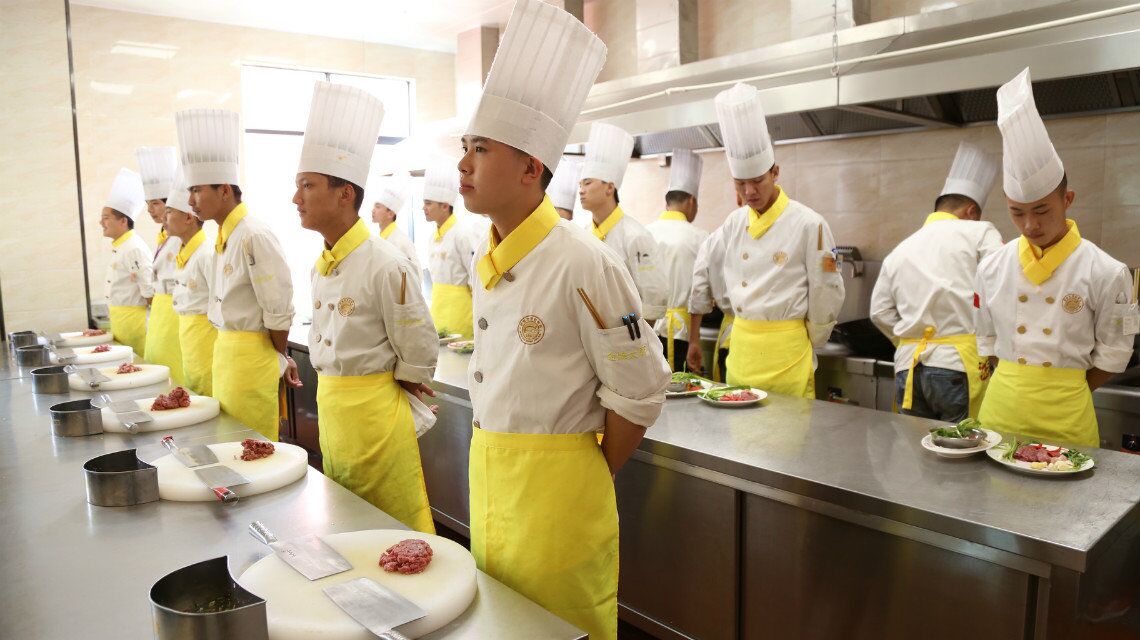 中考填报志愿，究竟该如何选择