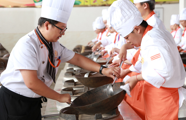 【师访】赵梓宇：爱与责任 心系教学