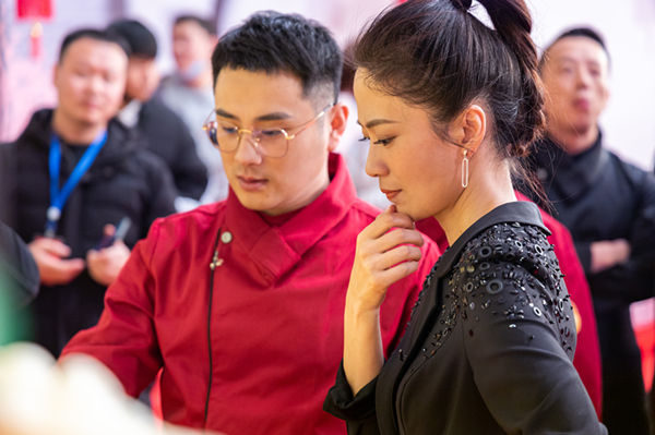 征战央视《厨王争霸》！新东方烹饪名师战队特辑——主厨王强