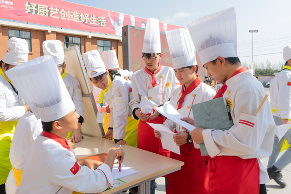 云南新东方学生会纳新|期待遇见绚丽的你们