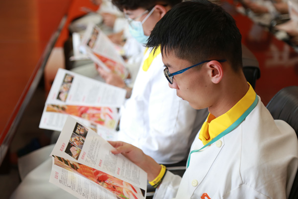 校企合作 共赢未来｜杭州山葵家品牌管理有限集团莅临我校宣讲招